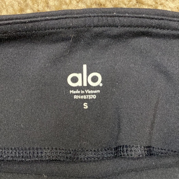 Alo High-Waist Moto Legging - Picture 5 of 5